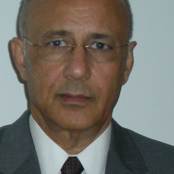 Dr. Ismail Sebetan